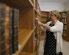 Trade Minister's Visit to Library 